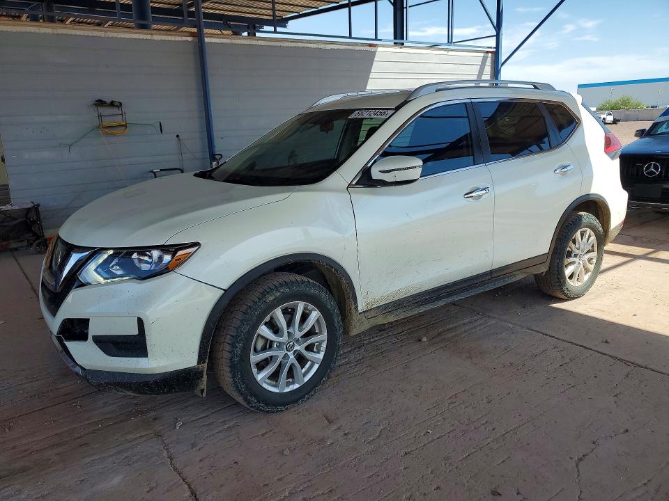 NISSAN ROGUE 2017 with VIN 5N1AT2MV1HC882430 - Photo from auction