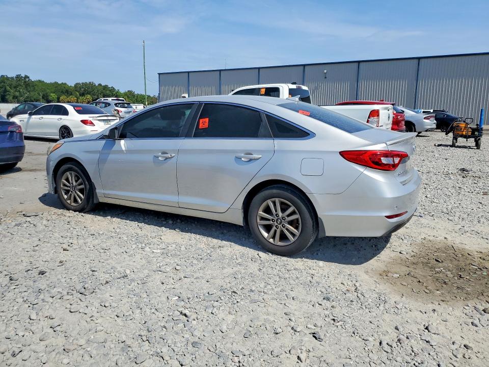 Photo 2 from auction – 2015 HYUNDAI SONATA with VIN 5NPE24AF1FH181034