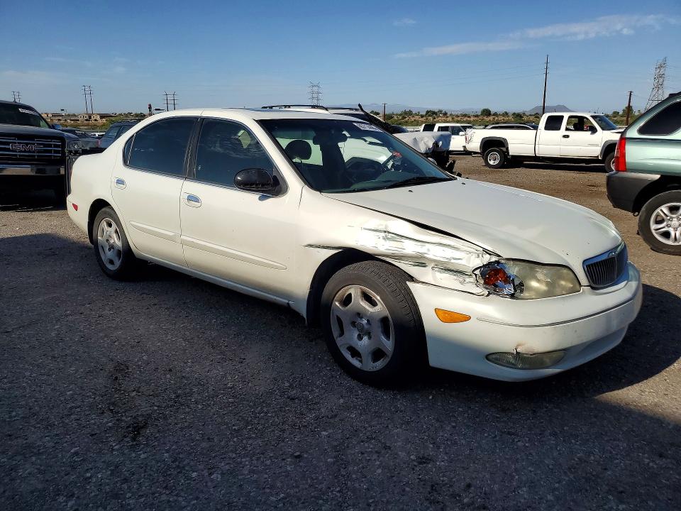 Photo 4 from auction – 2000 INFINITI I30 with VIN JNKCA31A5YT209228