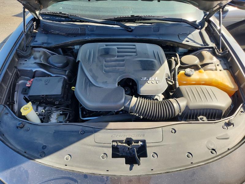 Photo 11 from auction – 2015 DODGE CHARGER with VIN 2C3CDXBG8FH738657