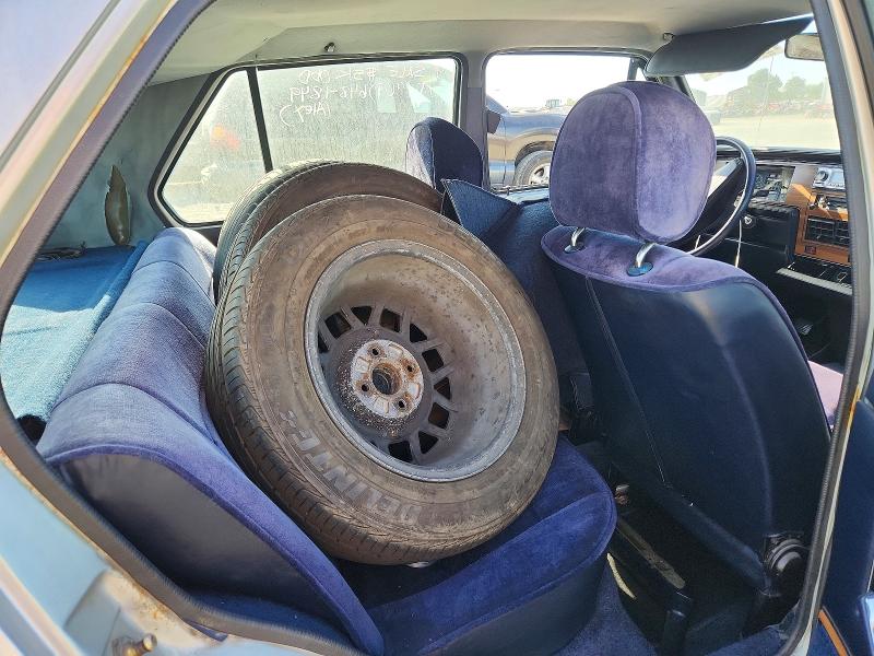 Photo 10 from auction – 1982 VOLKSWAGEN RABBIT with VIN 1VWGB917XCV041944