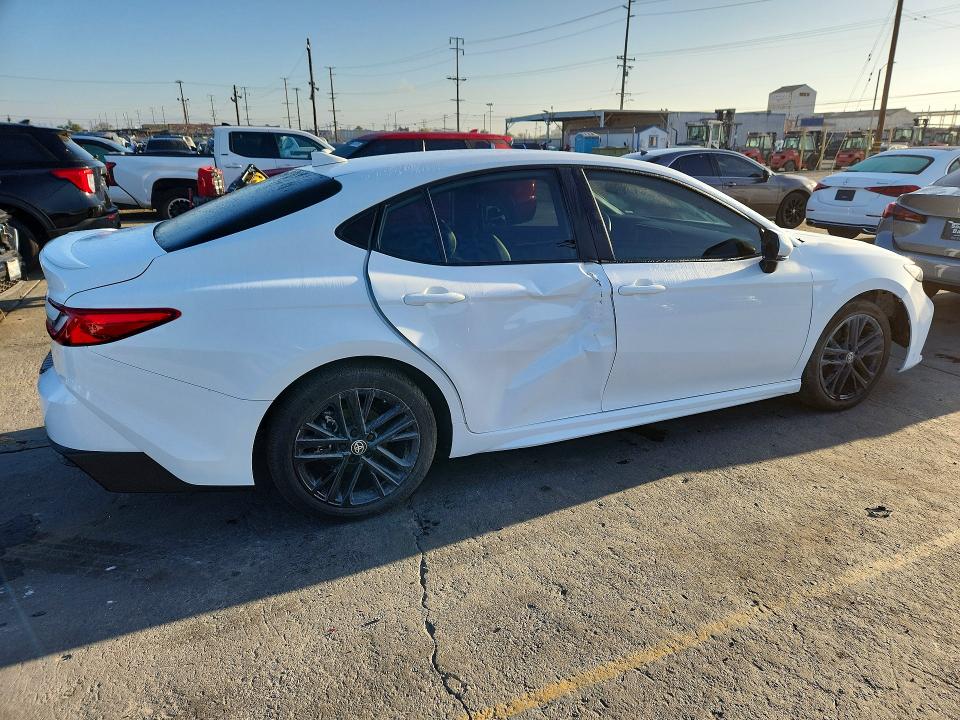 Photo 3 from auction – 2025 TOYOTA CAMRY with VIN 4T1DAACK3SU147695