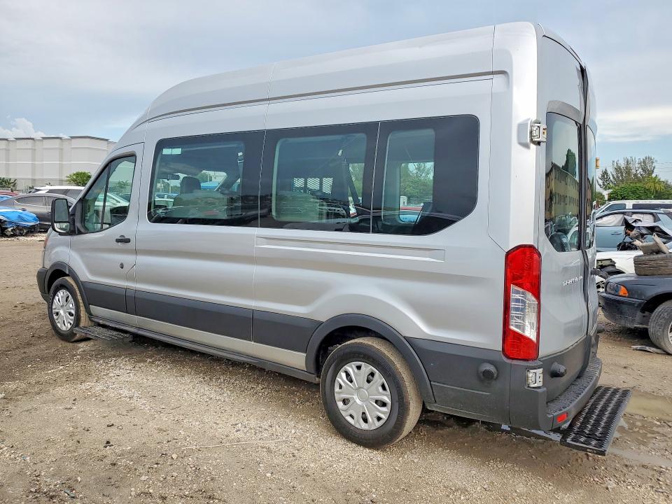 صورة رقم 2 من المزاد - 2016 FORD TRANSIT مع VIN 1FDZX2XM4GKB28582