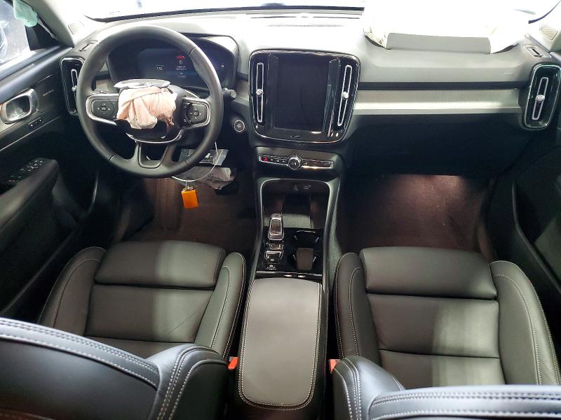 Photo 8 from auction – 2026 VOLVO XC40 with VIN YV4L12UC2T2796993
