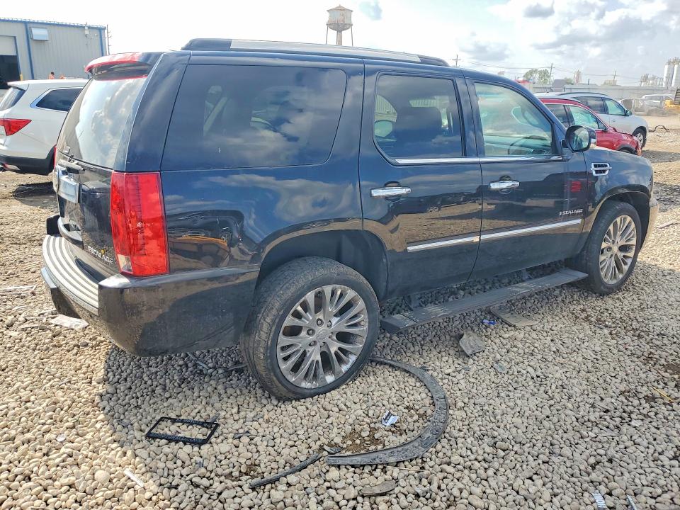 Photo 3 from auction – 2012 CADILLAC ESCALADE with VIN 1GYS4DEF0CR259096
