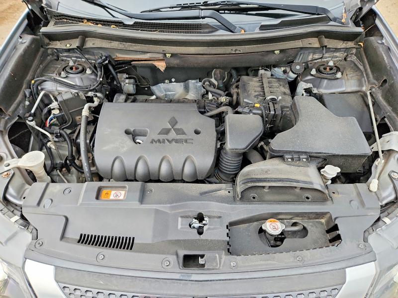 Снимка 12 от търг – 2020 MITSUBISHI OUTLANDER с VIN JA4AD3A30LZ004451