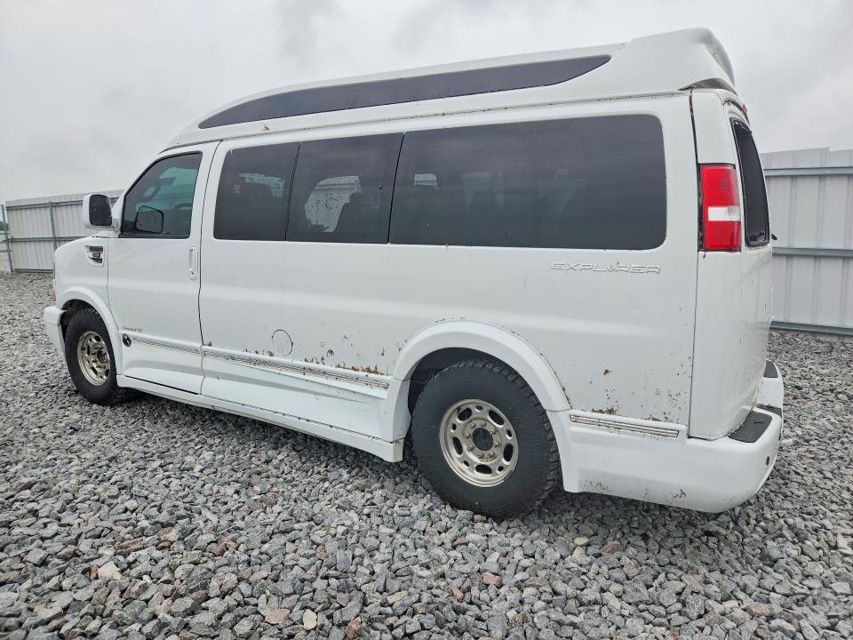 Photo 2 from auction – 2017 GMC SAVANA with VIN 1GTW7AFG3H1135964