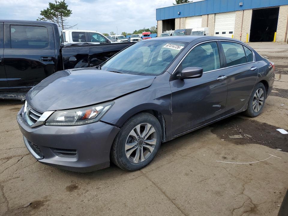 HONDA ACCORD 2015 with VIN 1HGCR2F33FA258999 - Photo from auction