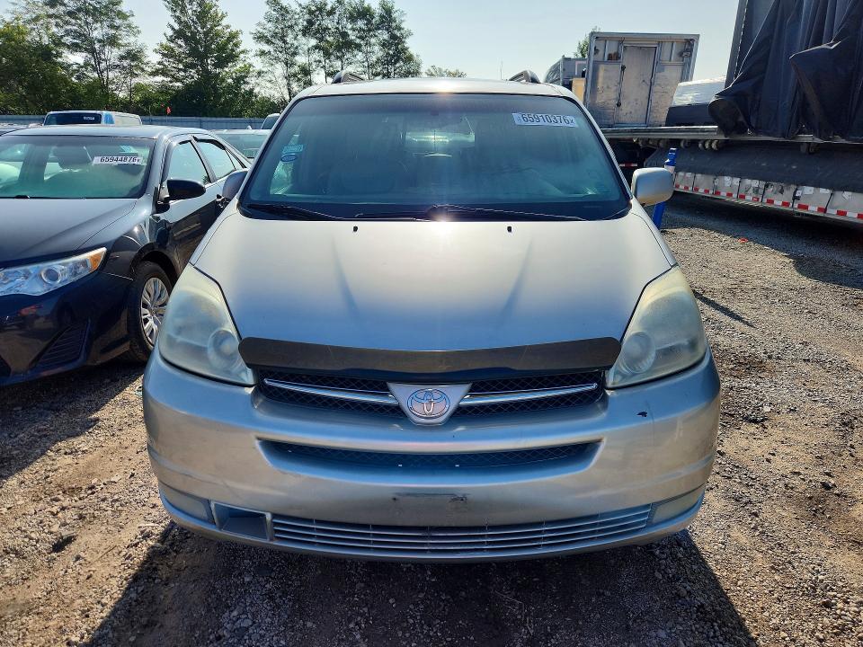 Photo 5 from auction – 2004 TOYOTA SIENNA with VIN 5TDBA22C04S007543