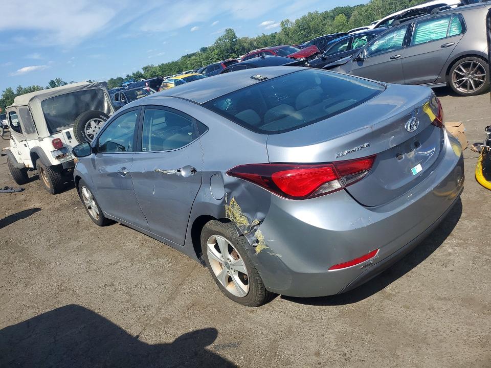 Photo 2 from auction – 2016 HYUNDAI ELANTRA with VIN 5NPDH4AE0GH779621