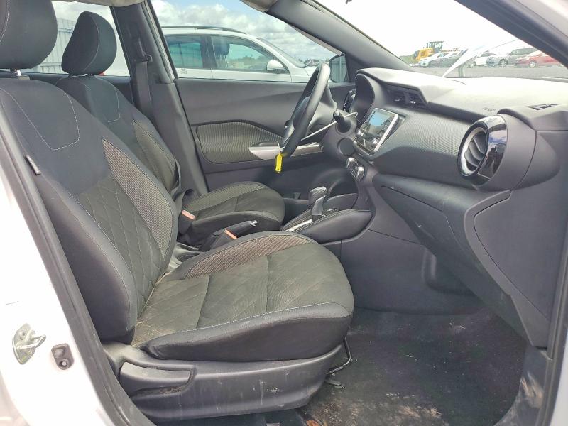 Photo 7 from auction – 2018 NISSAN KICKS with VIN 3N1CP5CU3JL519877