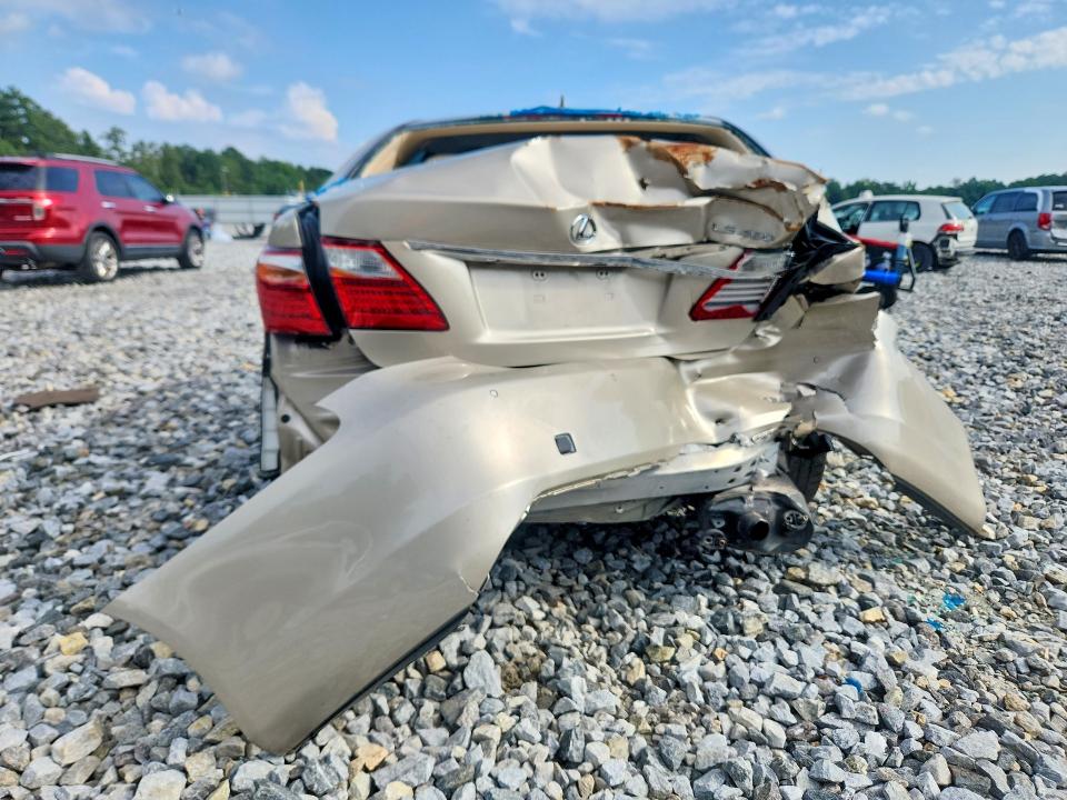 Photo 6 from auction – 2011 LEXUS LS with VIN JTHBL5EF6B5106130