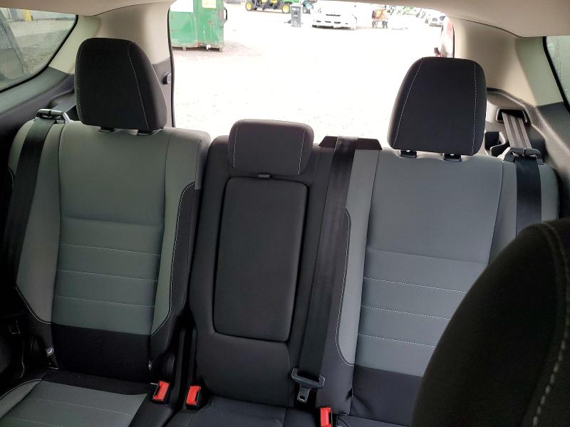 Photo 10 from auction – 2016 FORD ESCAPE with VIN 1FMCU9G92GUA22817