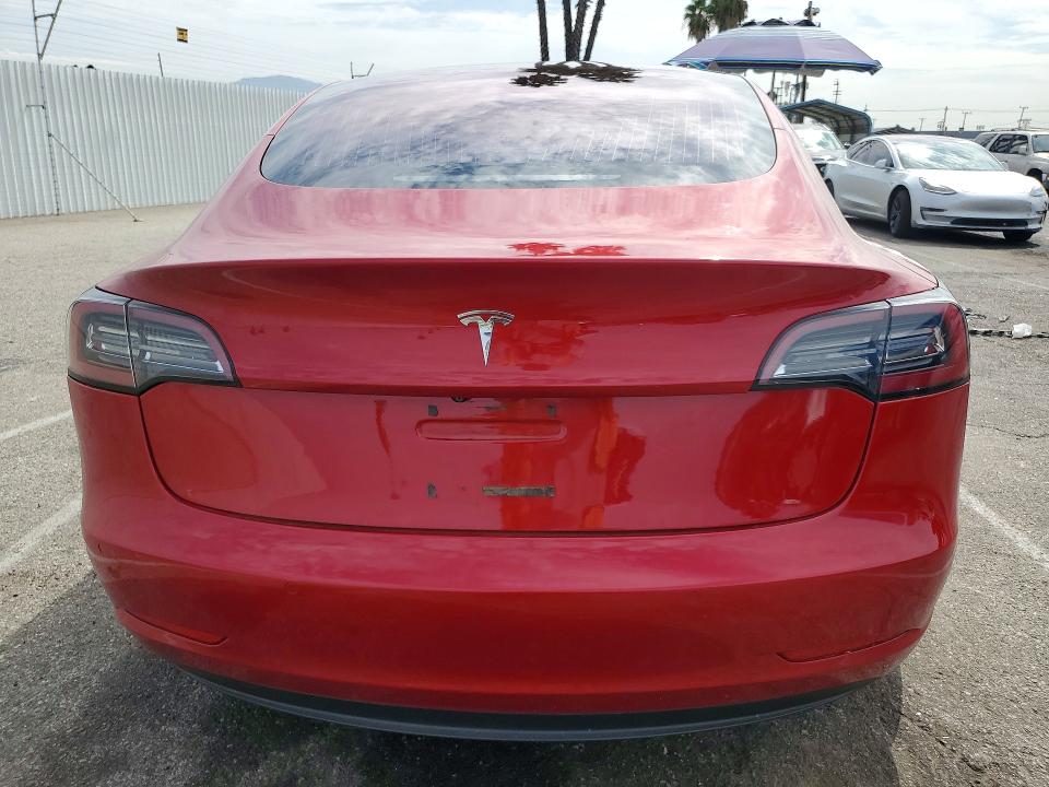 Photo 6 from auction – 2018 TESLA MODEL 3 with VIN 5YJ3E1EA4JF037349