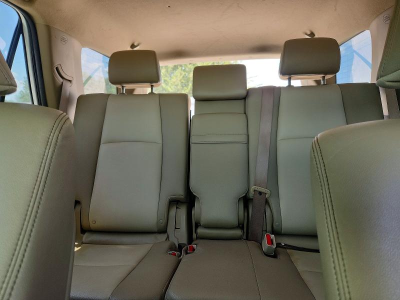 Photo 10 from auction – 2017 TOYOTA 4RUNNER with VIN JTEZU5JR5H5155885