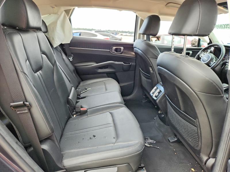 Photo 11 from auction – 2022 KIA SORENTO with VIN 5XYRL4LC8NG158891
