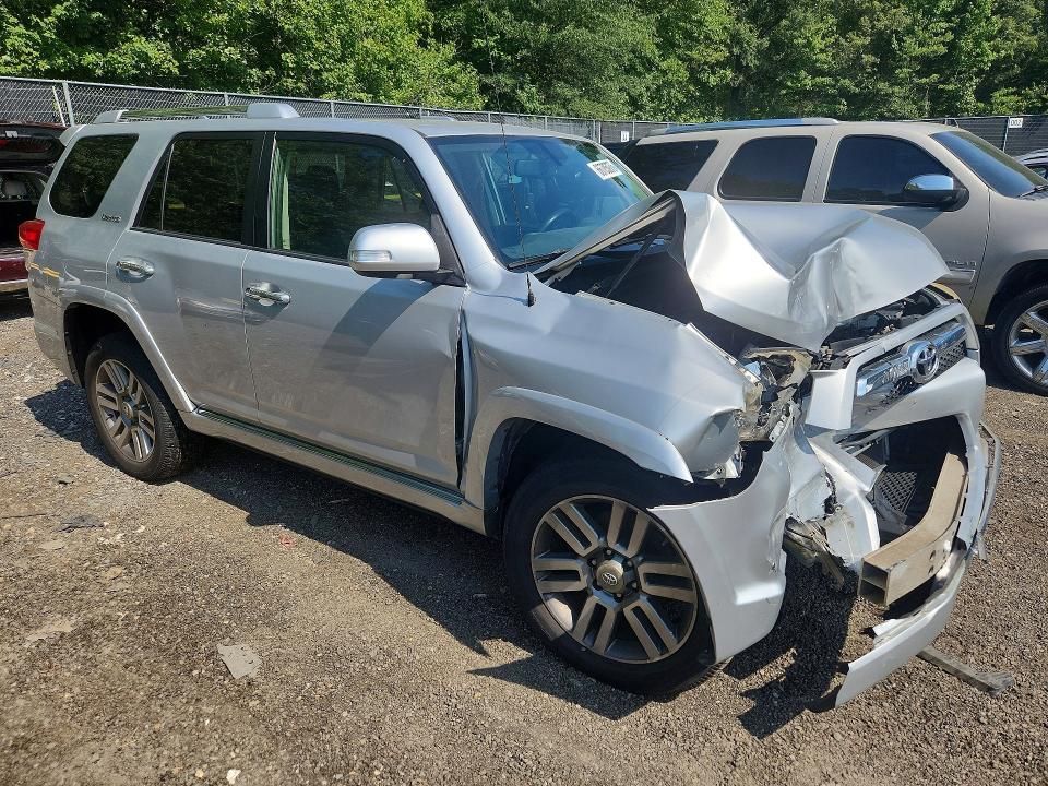 Photo 4 from auction – 2012 TOYOTA 4RUNNER with VIN JTEBU5JR6C5082679