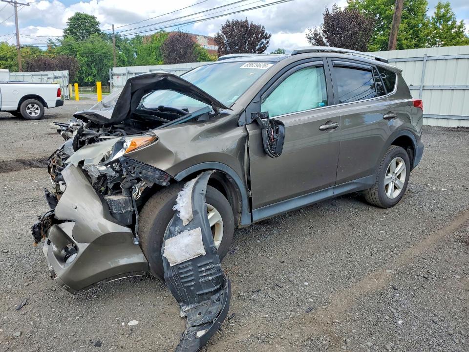TOYOTA RAV4 2014 with VIN 2T3RFREV4EW156124 - Photo from auction