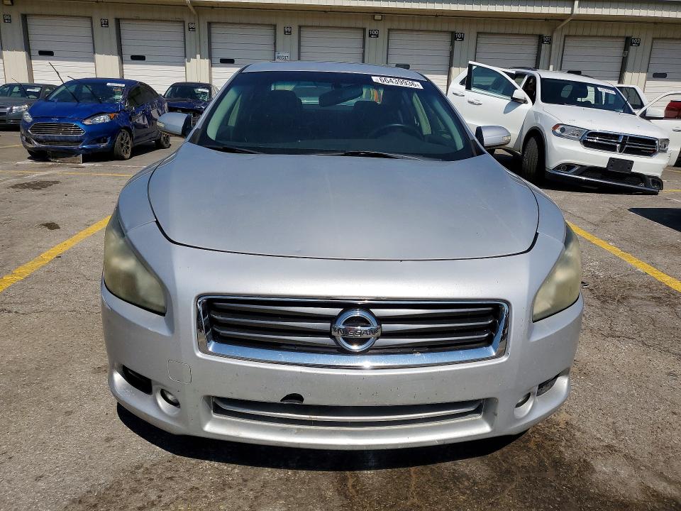 Photo 5 from auction – 2012 NISSAN MAXIMA with VIN 1N4AA5AP4CC803610