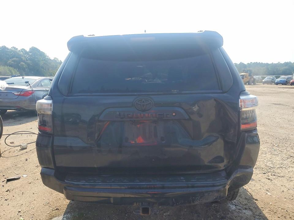Photo 6 from auction – 2017 TOYOTA 4RUNNER with VIN JTEBU5JR7H5470902
