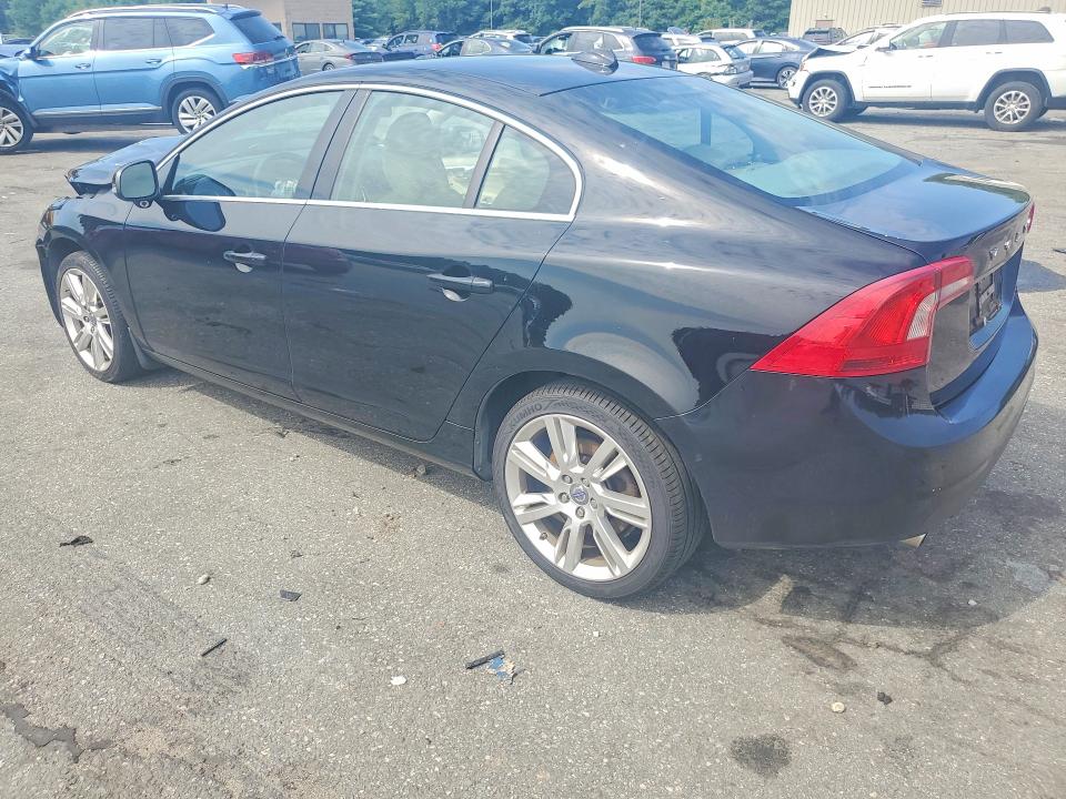 صورة رقم 2 من المزاد - 2012 VOLVO S60 مع VIN YV1902FH8C2117361
