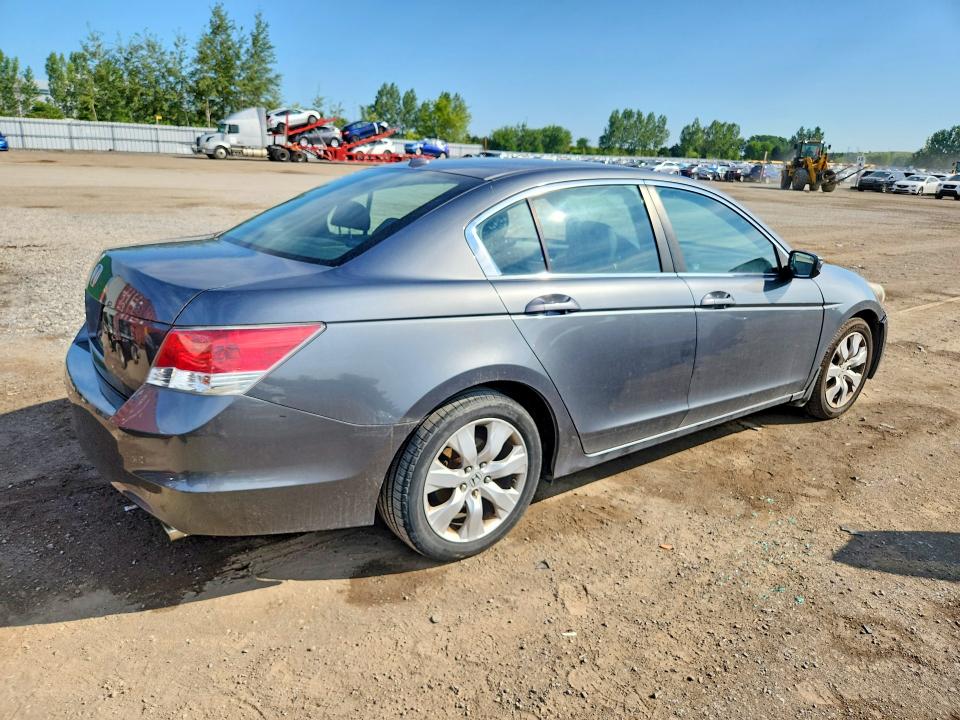 Photo 3 from auction – 2010 HONDA ACCORD with VIN 1HGCP2F85AA807757