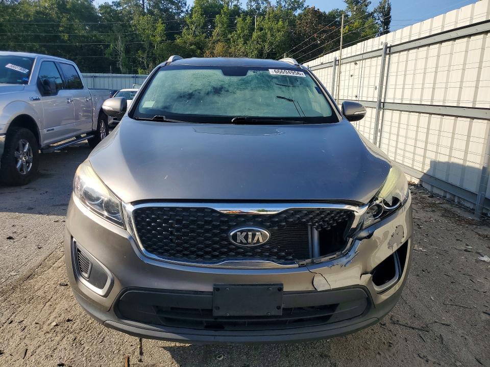 Photo 5 from auction – 2016 KIA SORENTO with VIN 5XYPG4A30GG104731