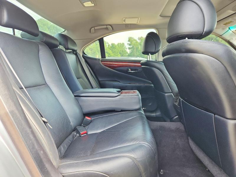 Photo 10 from auction – 2007 LEXUS LS with VIN JTHBL46F975050796