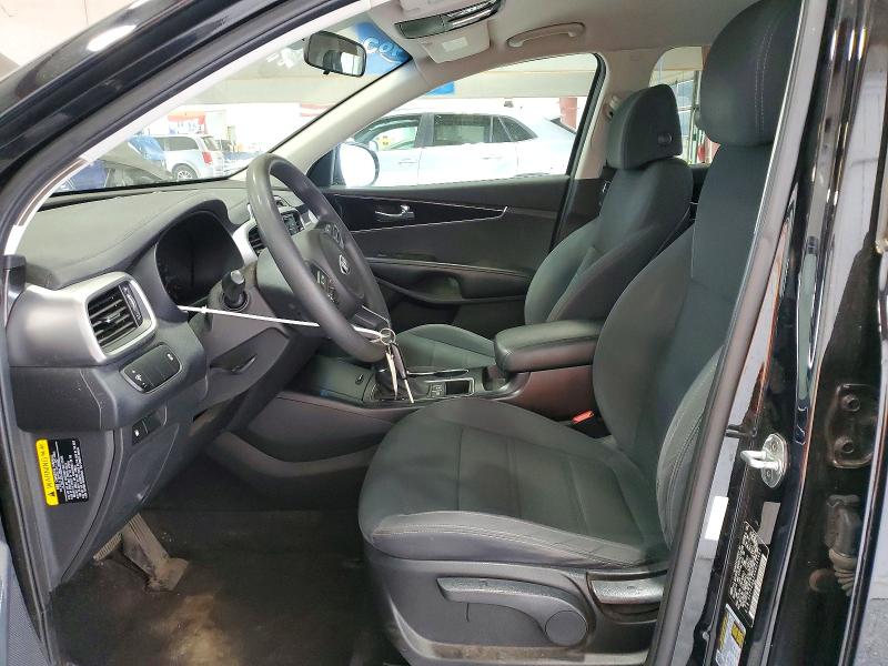 Photo 7 from auction – 2017 KIA SORENTO with VIN 5XYPGDA3XHG251981