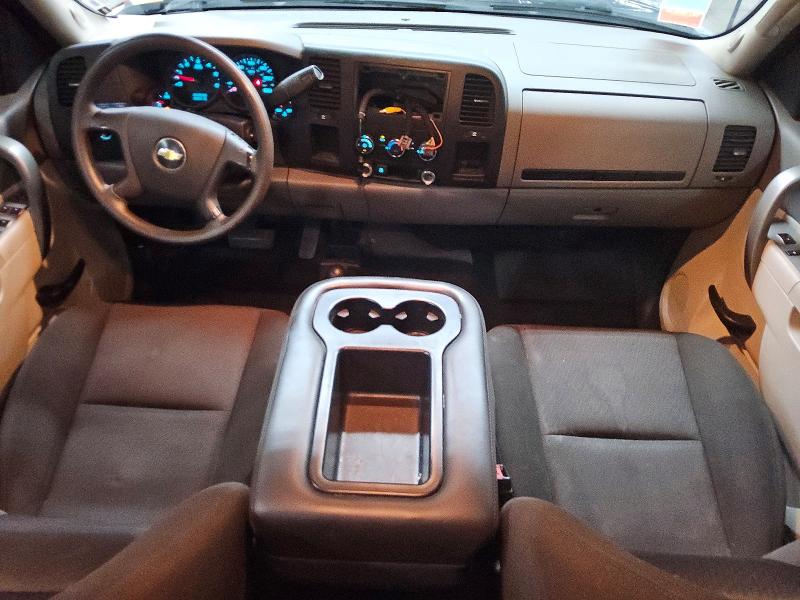 Photo 8 from auction – 2011 CHEVROLET SILVERADO with VIN 1GCRKPEA6BZ210936