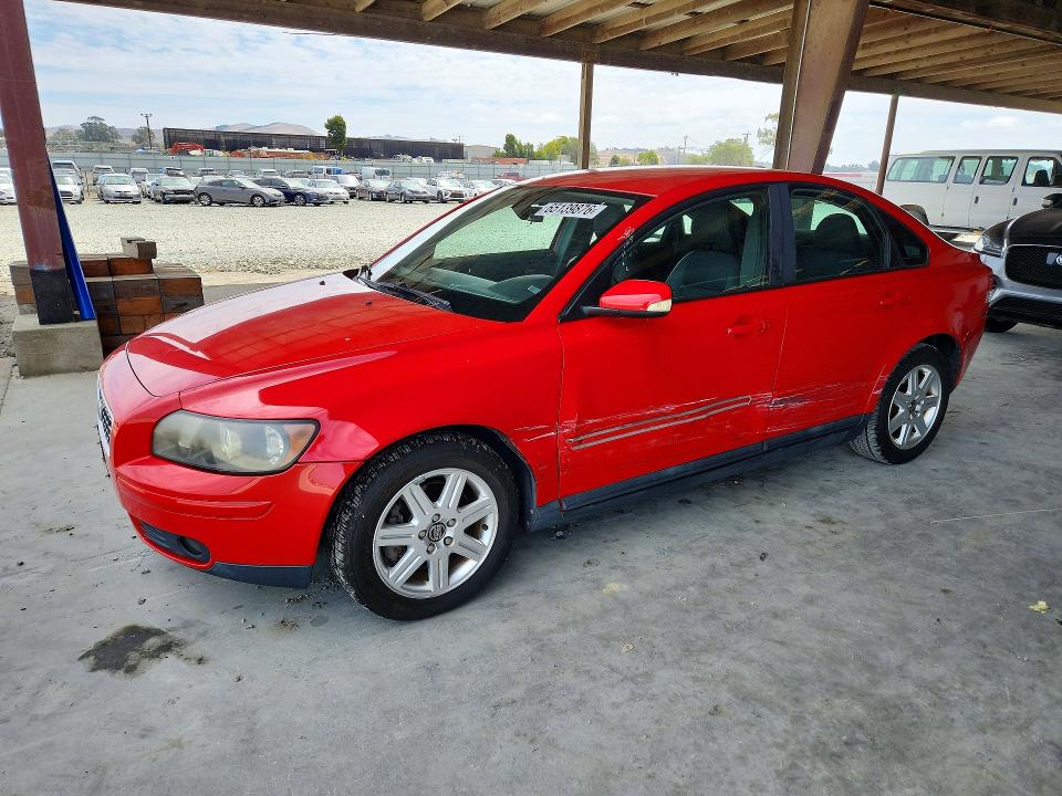 VOLVO S40 2005 with VIN YV1MS682552102582 - Photo from auction