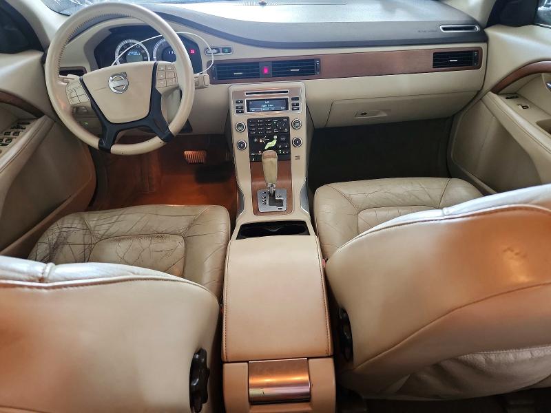 Photo 8 from auction – 2010 VOLVO S80 with VIN YV1982AS8A1120467