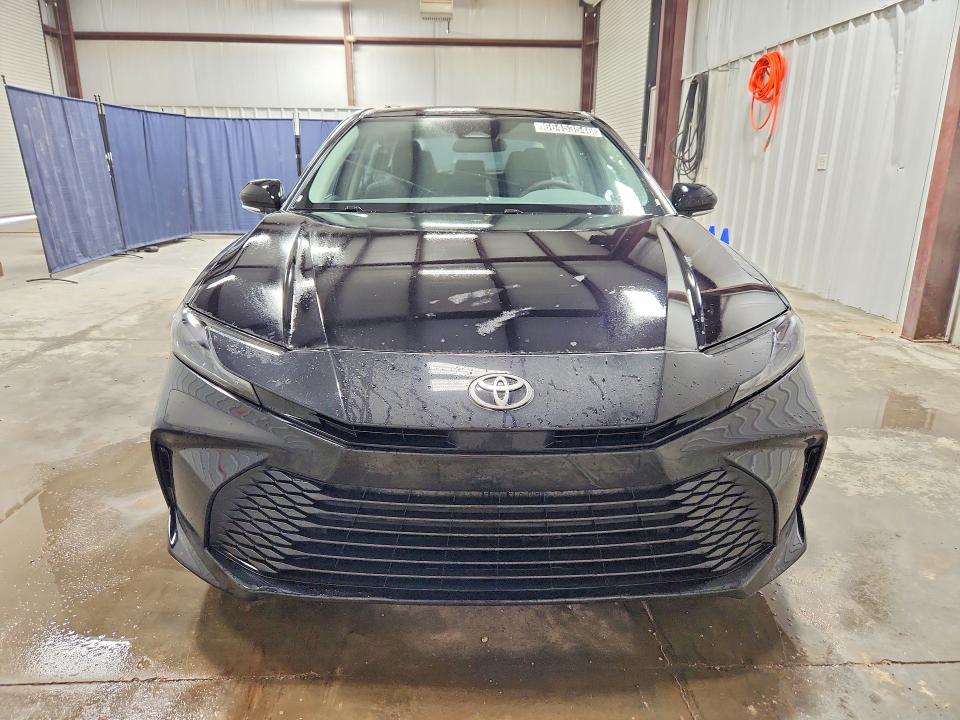 Photo 5 from auction – 2026 TOYOTA CAMRY with VIN 4T1DAACKXTU268547