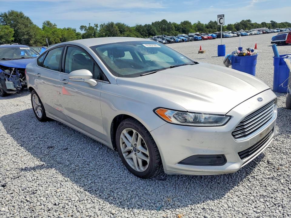 Снимка 4 от търг – 2014 FORD FUSION с VIN 3FA6P0HD6ER107340