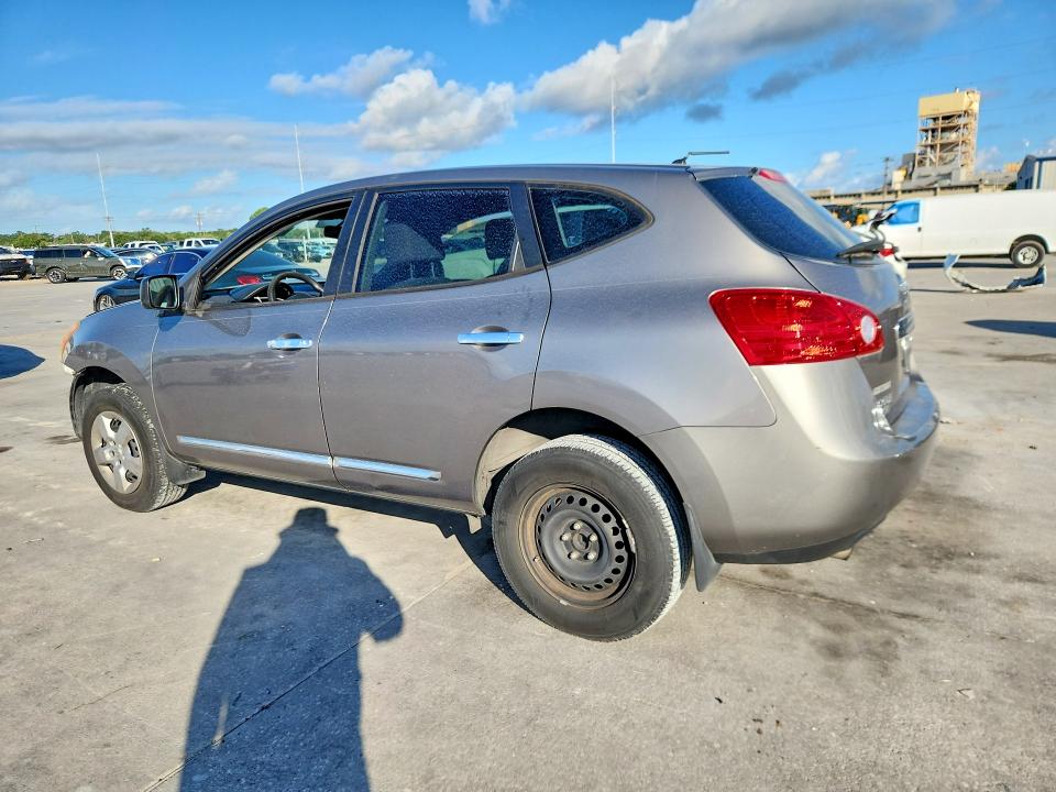 Photo 2 from auction – 2014 NISSAN ROGUE SELECT with VIN JN8AS5MT1EW607775