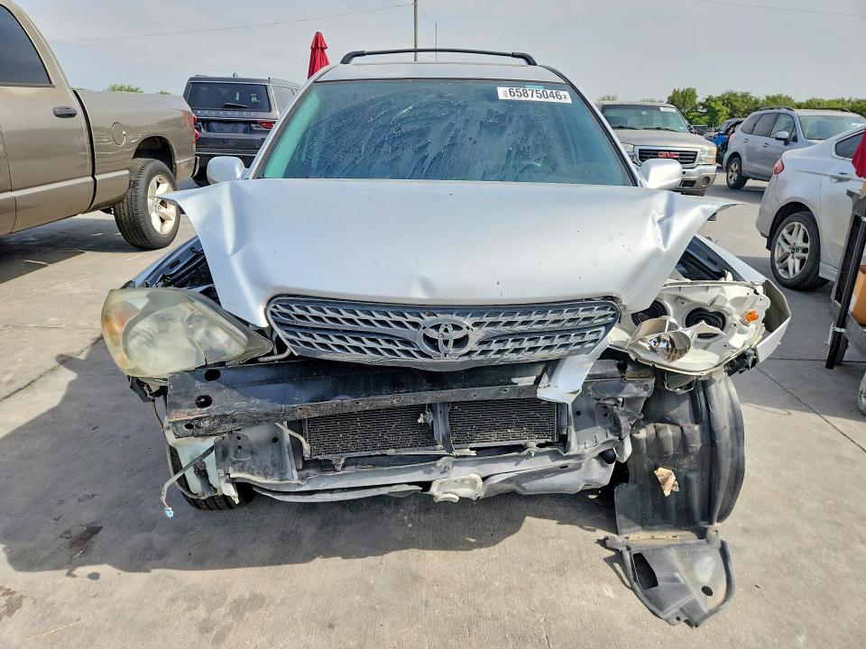 Photo 5 from auction – 2006 TOYOTA MATRIX with VIN 2T1KR32E96C593056