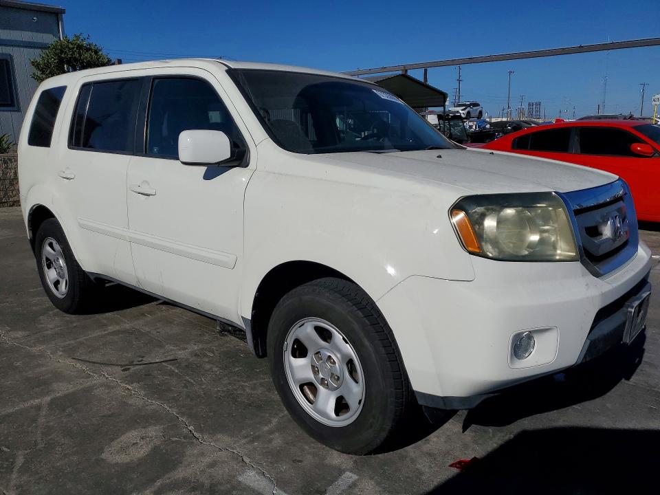 Photo 4 from auction – 2011 HONDA PILOT with VIN 5FNYF3H55BB003743