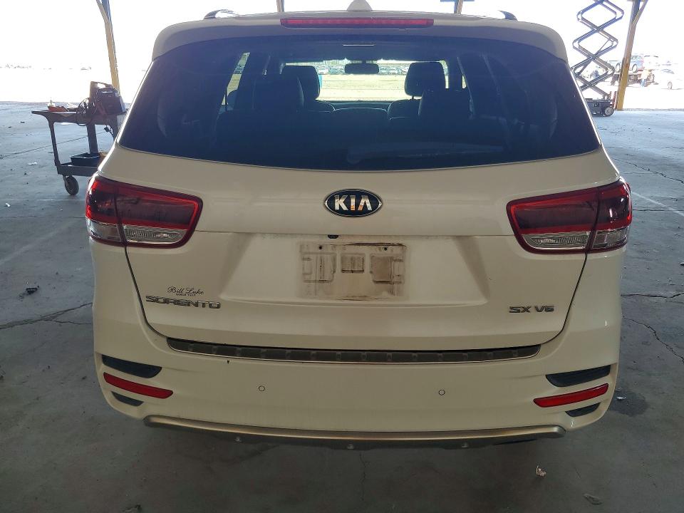 Photo 6 from auction – 2016 KIA SORENTO with VIN 5XYPK4A54GG103534
