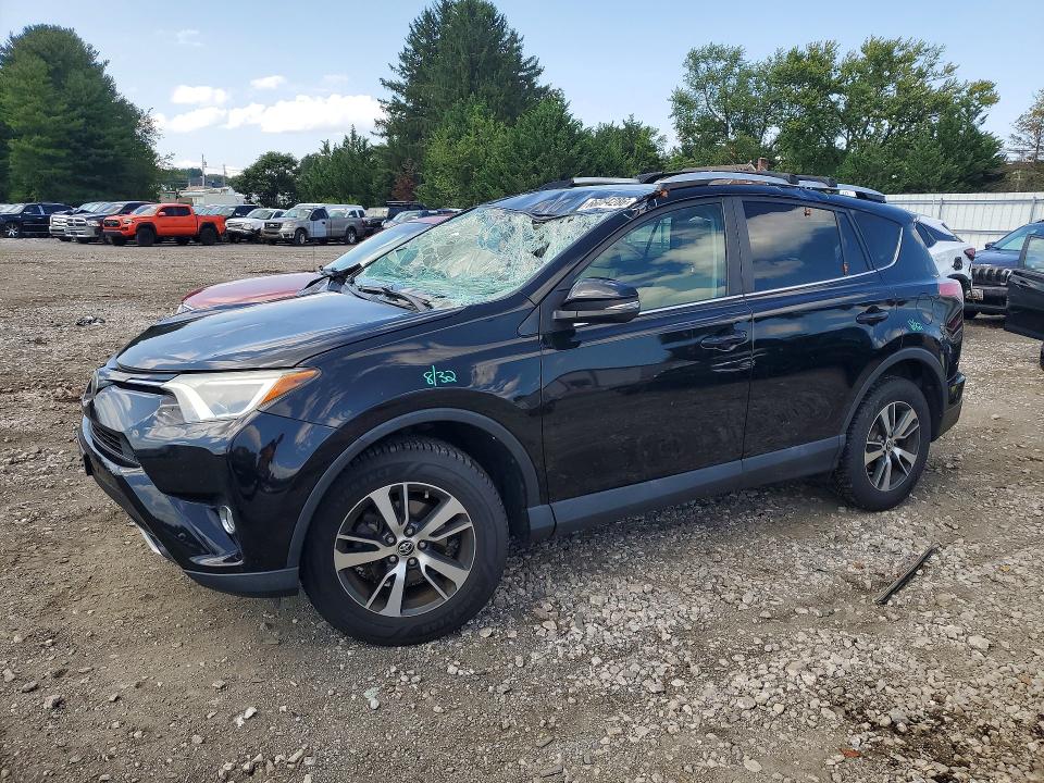 Фото 1 с аукциона – 2016 TOYOTA RAV4 с VIN 2T3RFREV6GW522880