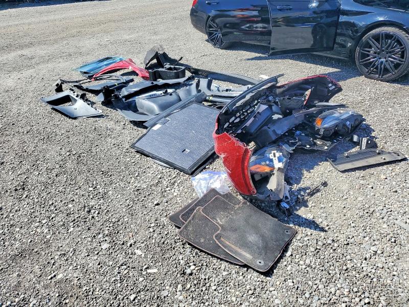 Photo 13 from auction – 2022 FORD ESCAPE with VIN 1FMCU9H92NUB98388