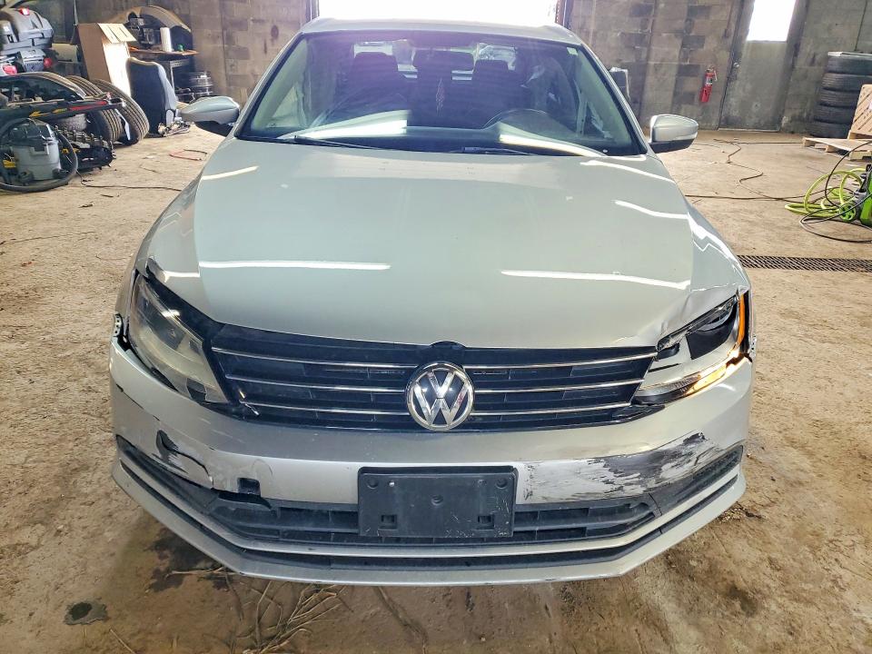 Photo 5 from auction – 2015 VOLKSWAGEN JETTA with VIN 3VW2K7AJ0FM304208