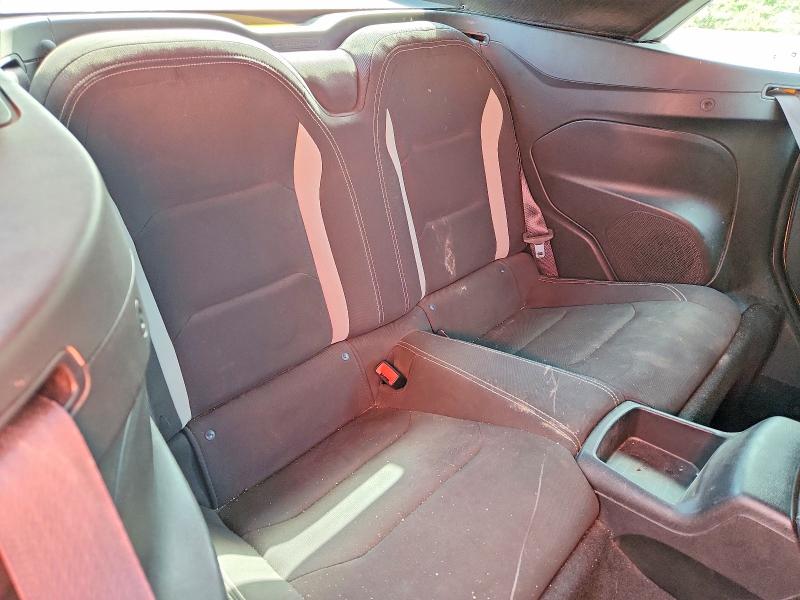 Photo 10 from auction – 2017 CHEVROLET CAMARO with VIN 1G1FB3DX7H0211536