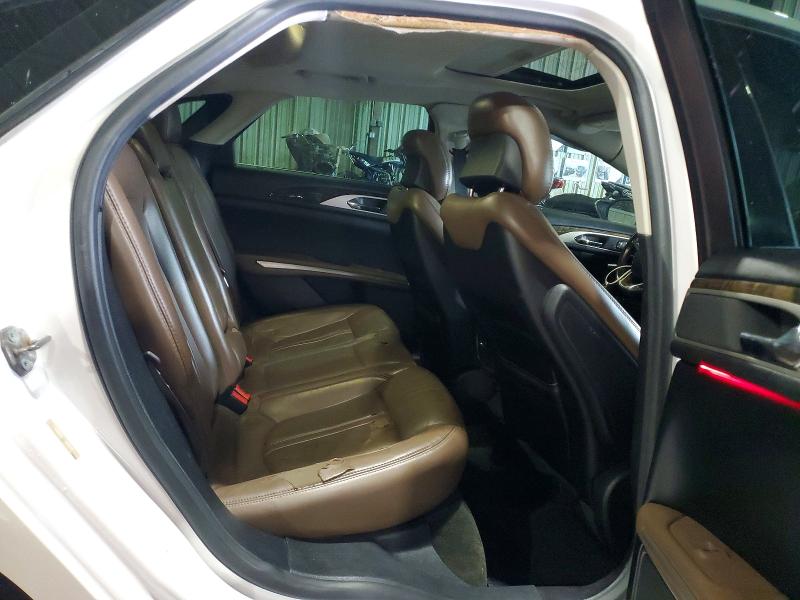 Photo 10 from auction – 2016 LINCOLN MKZ with VIN 3LN6L2G93GR600938