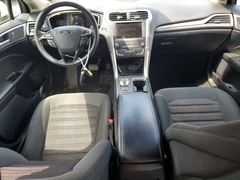 Photo 8 from auction – 2019 FORD FUSION with VIN 3FA6P0LU5KR158167