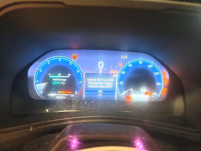 Photo 9 from auction – 2024 TOYOTA GRAND HIGHLANDER with VIN 5TDAAAB53RS043774