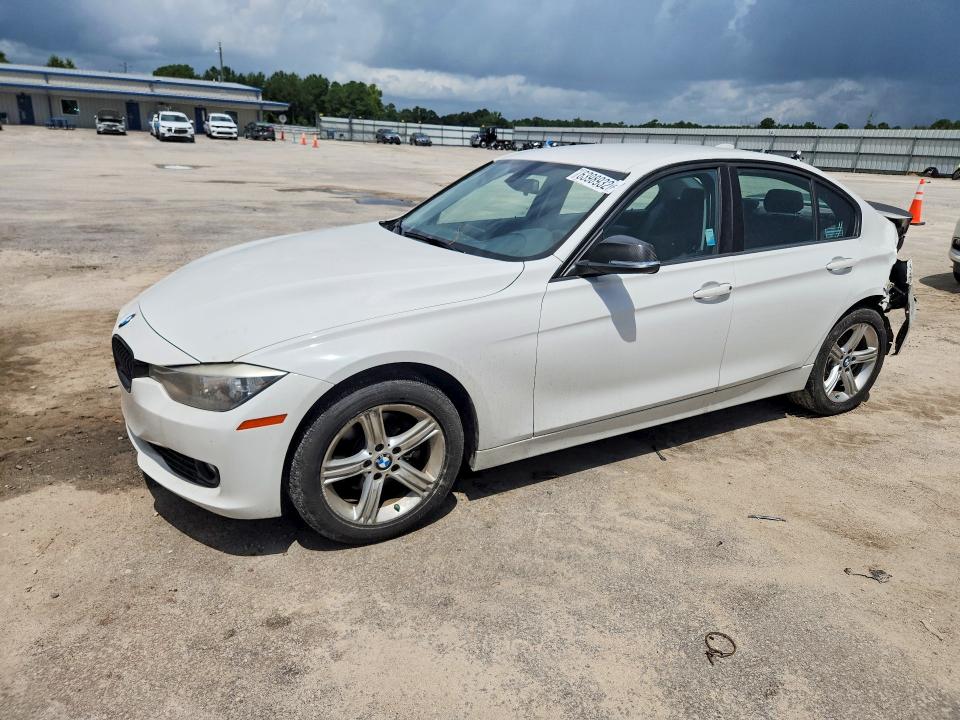 BMW 320 2015 with VIN WBA3C3G51FNT52486 - Photo from auction