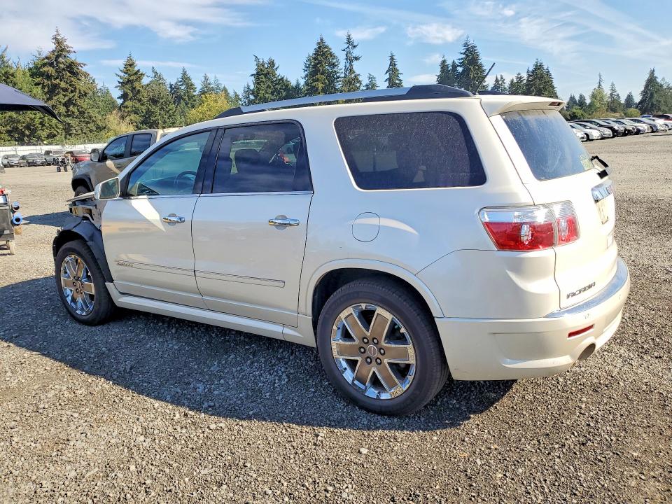 Photo 2 from auction – 2011 GMC ACADIA with VIN 1GKKVTED0BJ288613