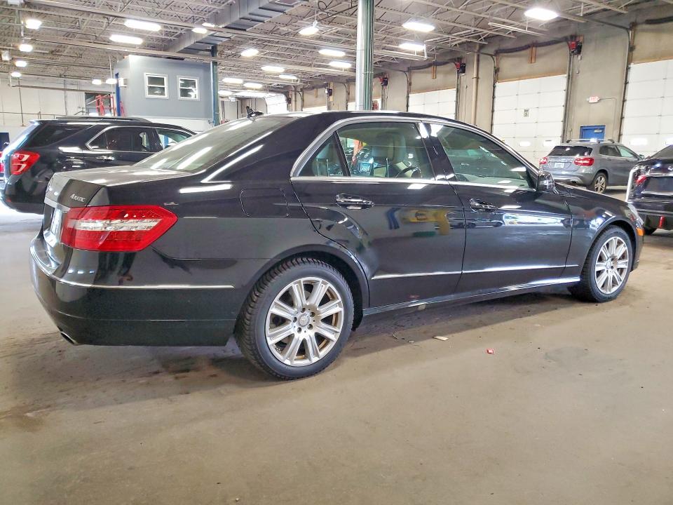 Photo 3 from auction – 2013 MERCEDES-BENZ E with VIN WDDHF8JB1DA714502