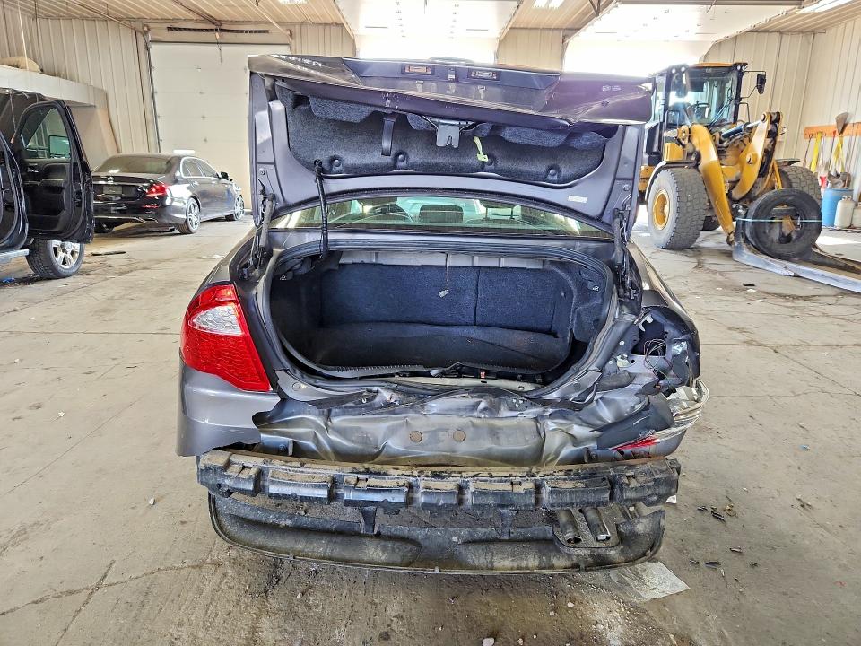 Photo 6 from auction – 2012 FORD FUSION with VIN 3FAHP0HA4CR255367