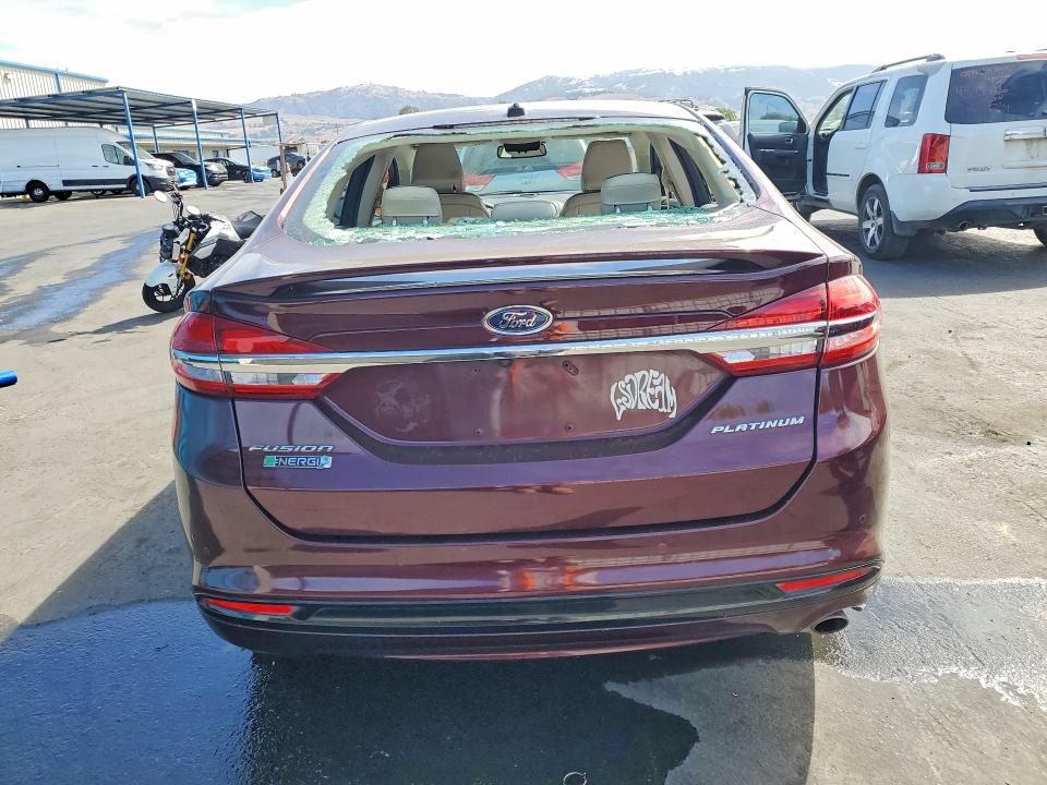 Photo 6 from auction – 2017 FORD FUSION with VIN 3FA6P0SU3HR171185